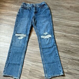 Good American Boyfriend,Distressed Jeans Size8, Bohemian,Travel, Minimalist